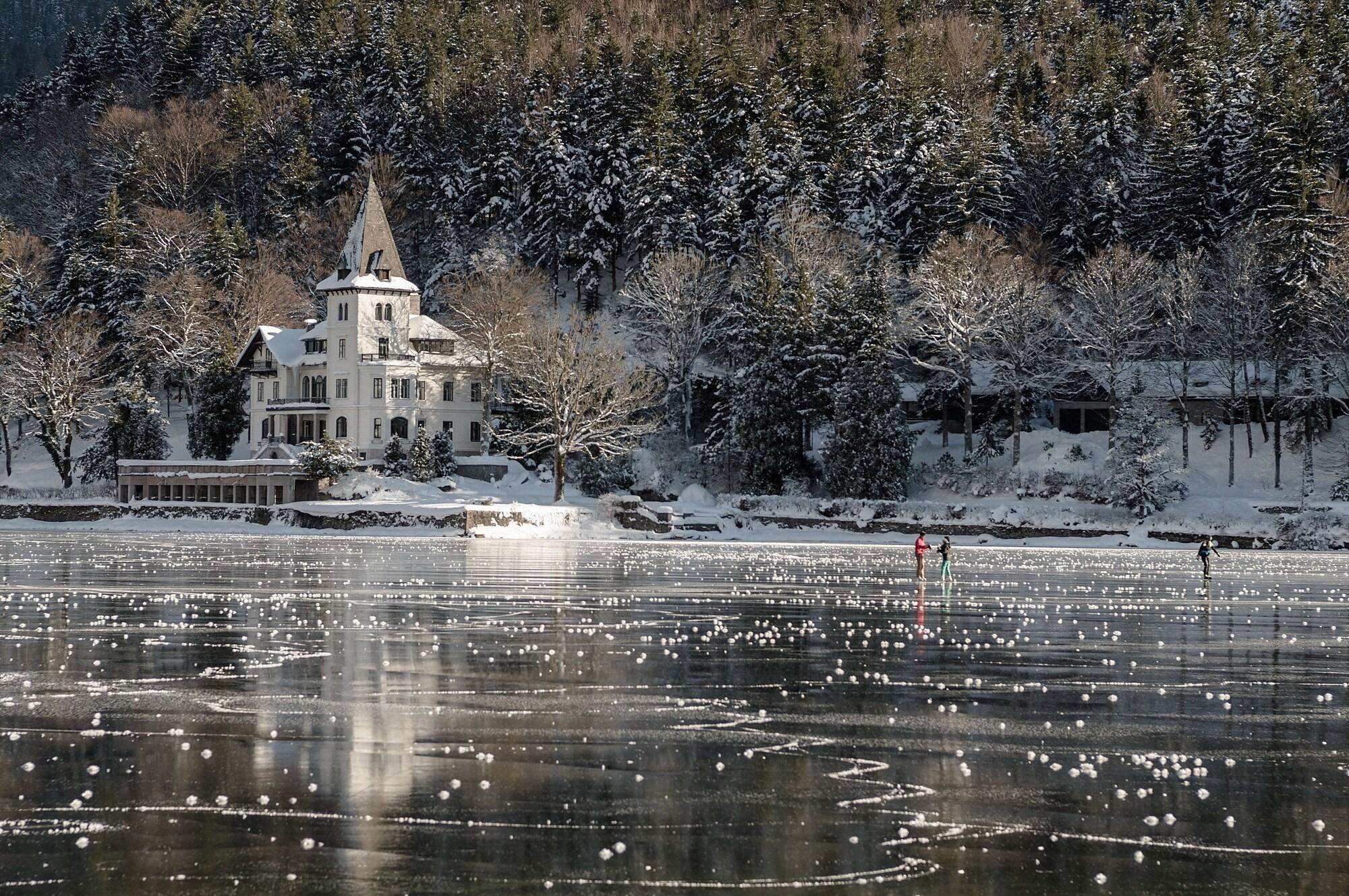 Seeblick Hotel And Villas 32/43