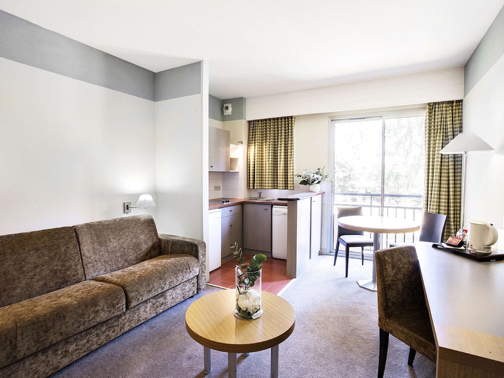 Mercure Toulouse Aeroport Golf De Seilh 45/72