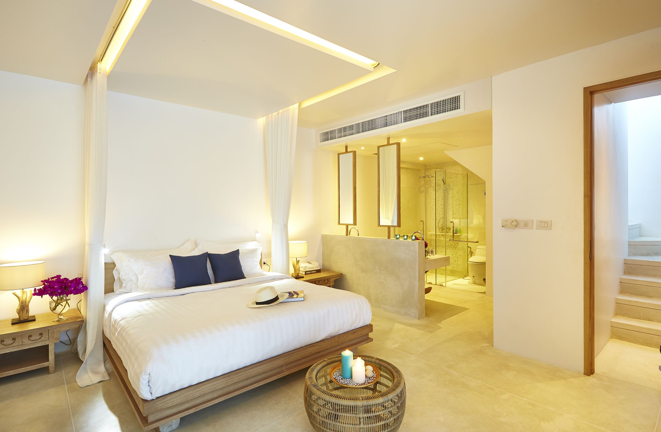 Duplex, Pool, Panoramic