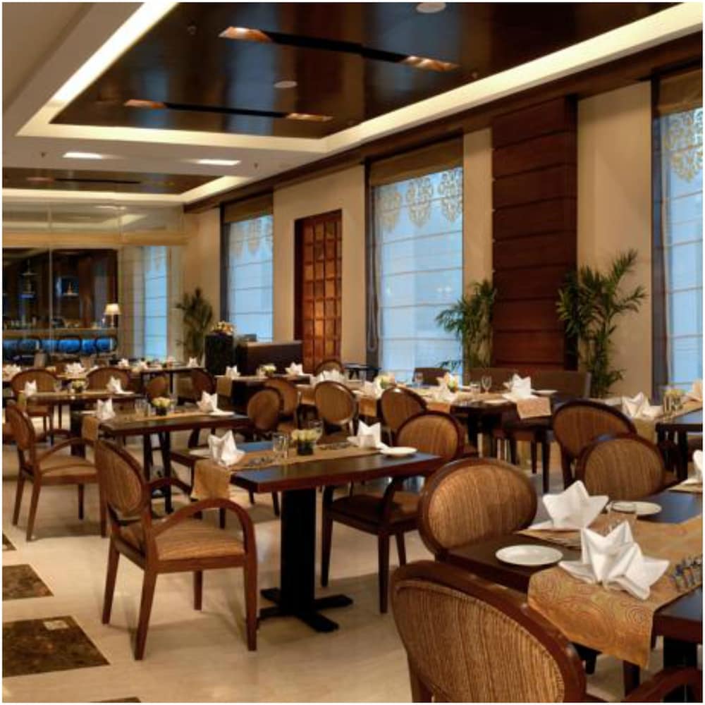 Fortune Sector 27, Noida - Member ITC Hotels Group 40/49