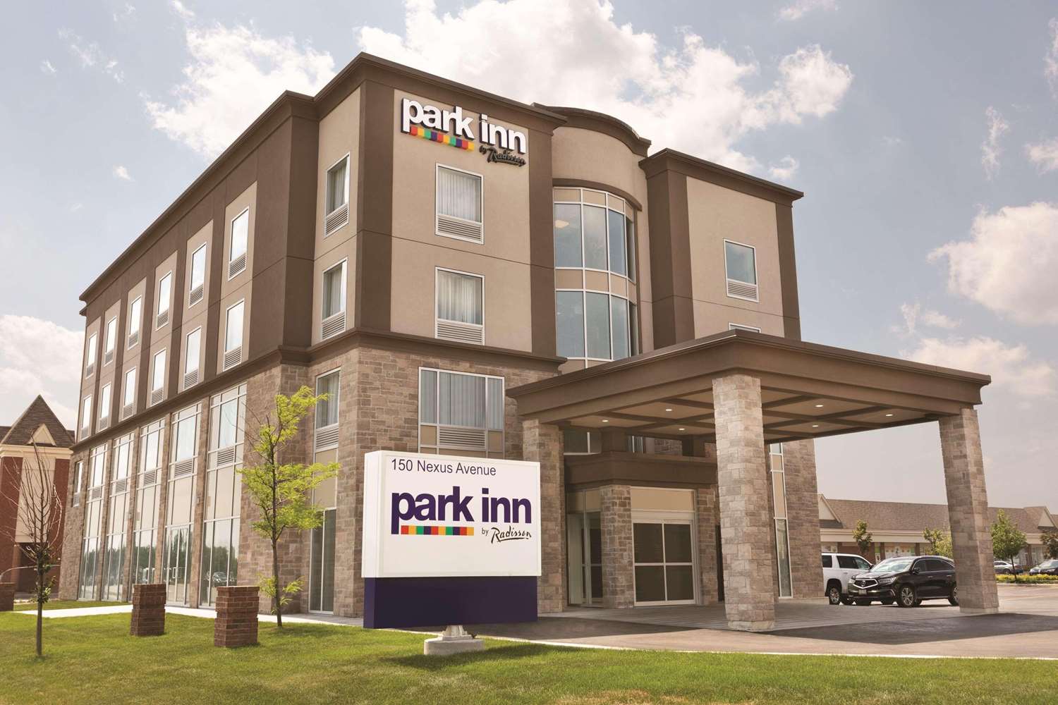 Park Inn by Radisson Brampton, ON 2/20