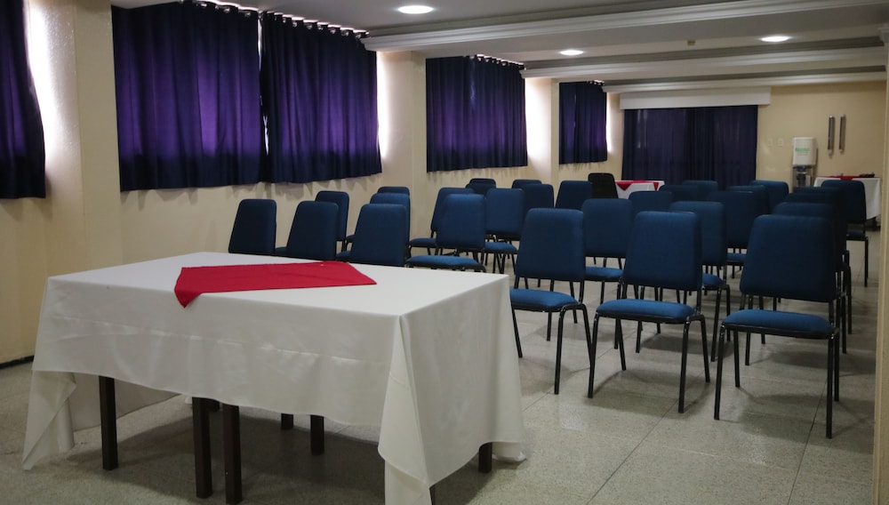 Hotel Nacional Inn Recife Aeroporto 64/72
