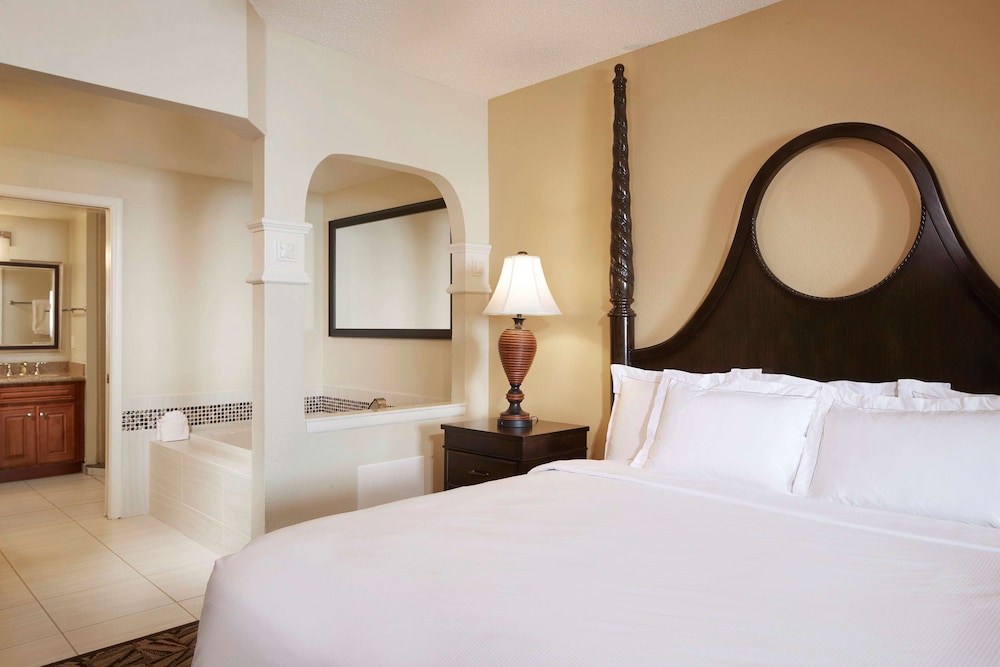 Hilton Grand Vacations Club Seaworld Orlando 13/57