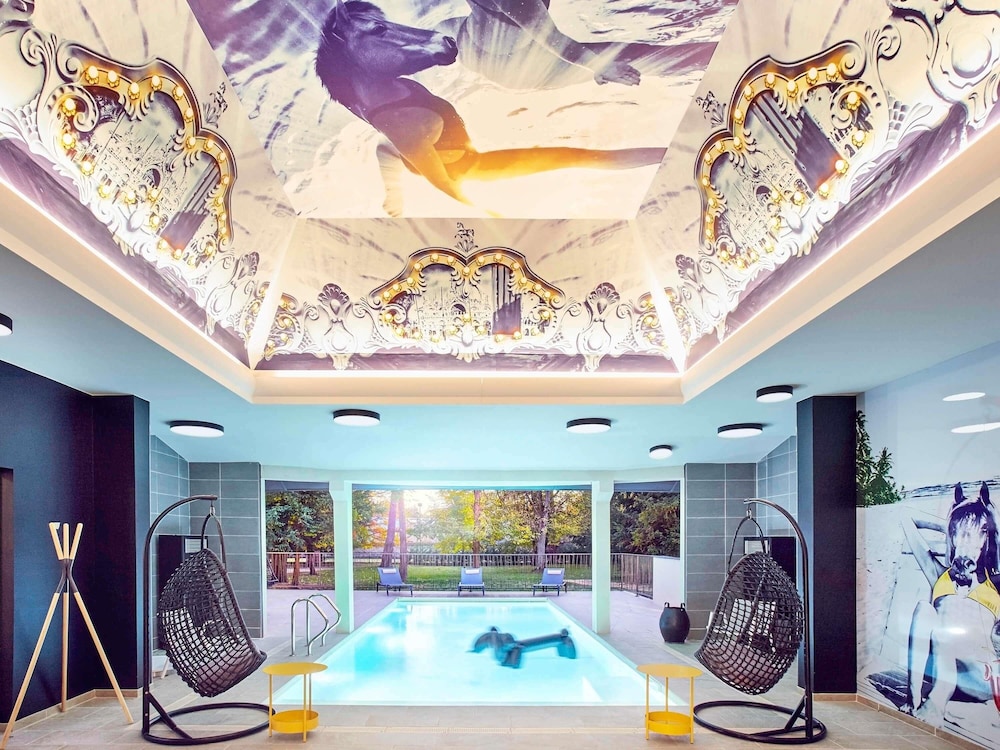 Mercure Chateau De Fontainebleau 4/76