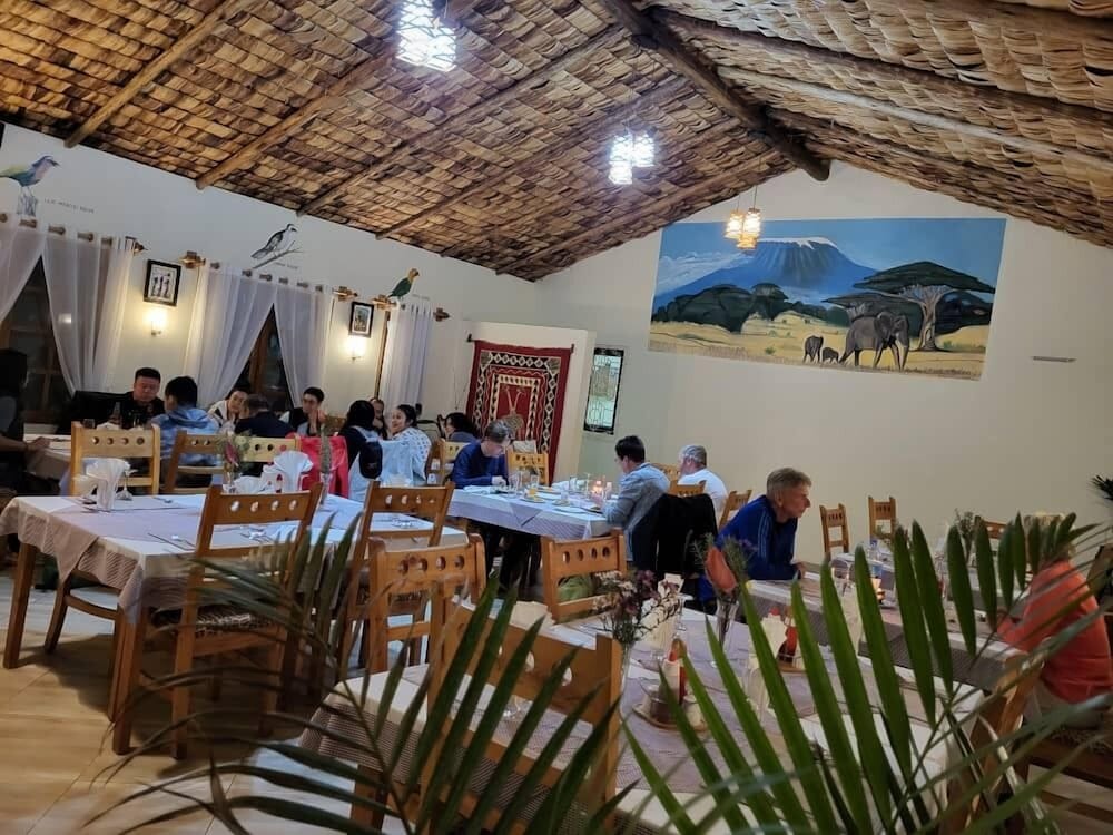 Meru View Lodge 14/28