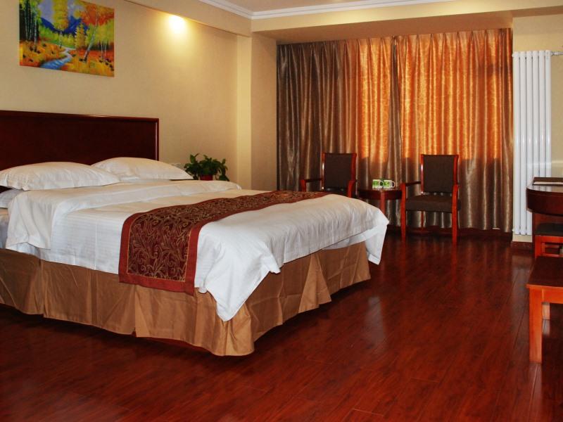 GreenTree Inn ShanDong WeiFang LinQu ZhanQian Road LuChuan Business Hotel 16/43