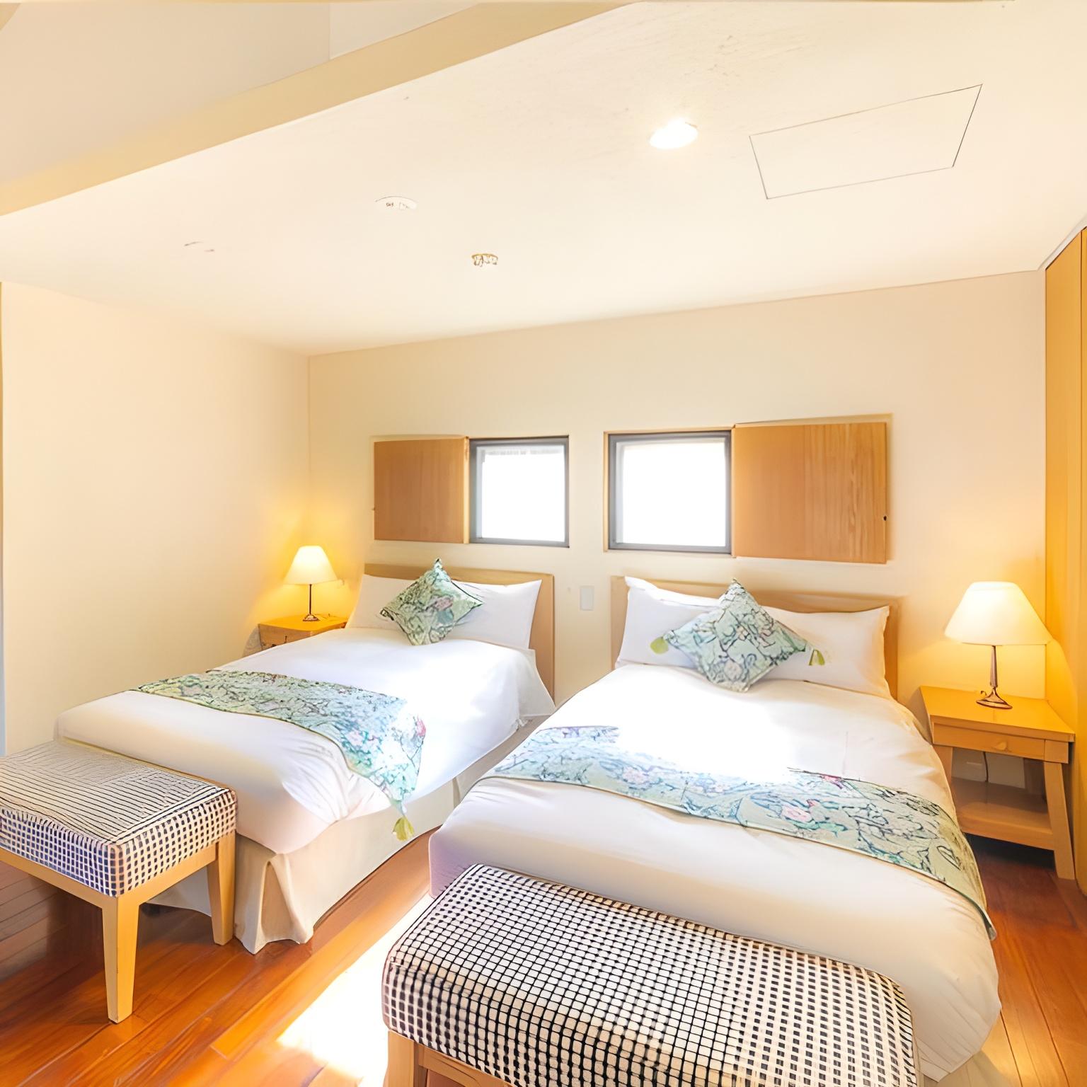 Standard, Twin Beds, Forest View, Smoking