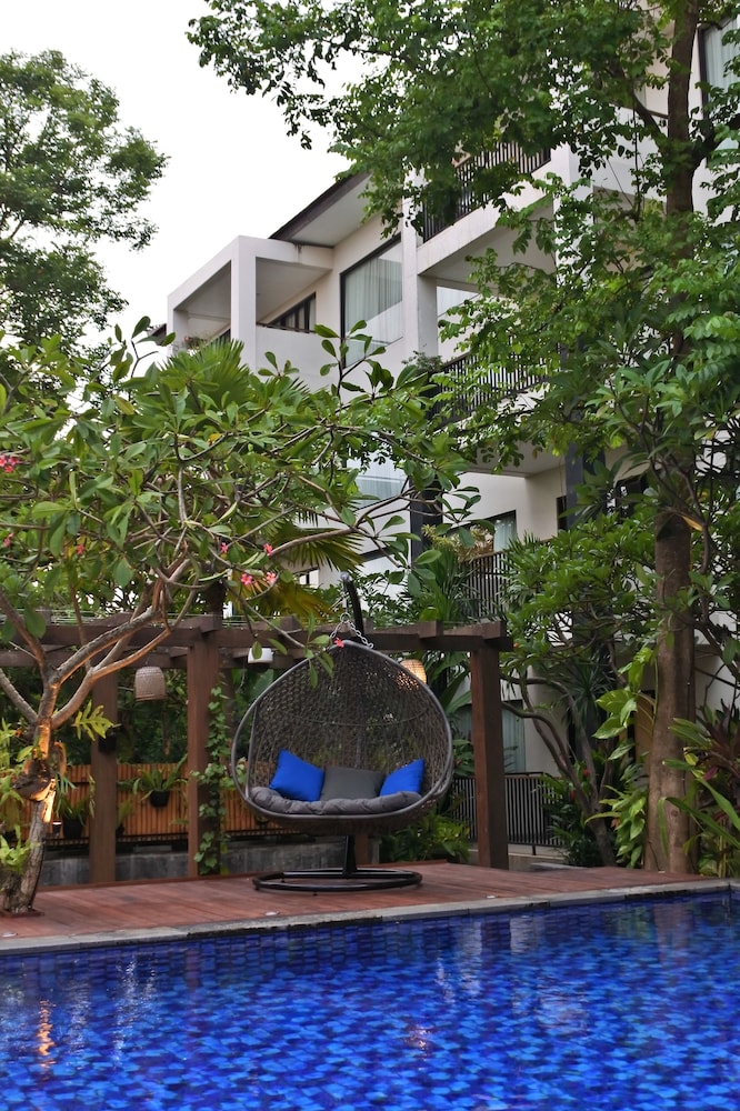 Taksu Sanur Hotel 7/76