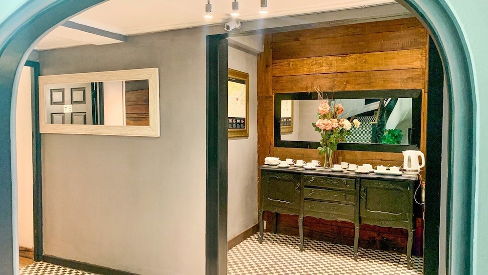 lobby