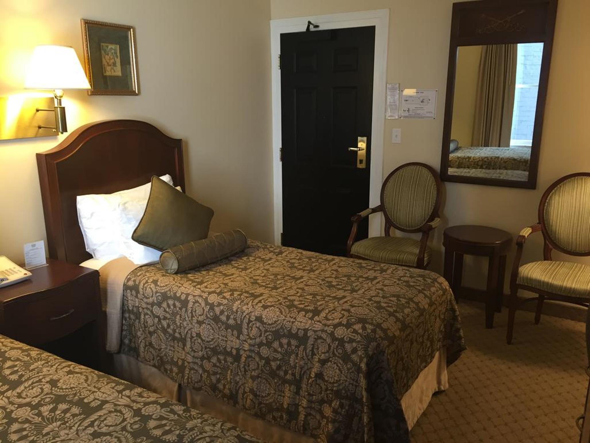 Hotel Amari 23/27