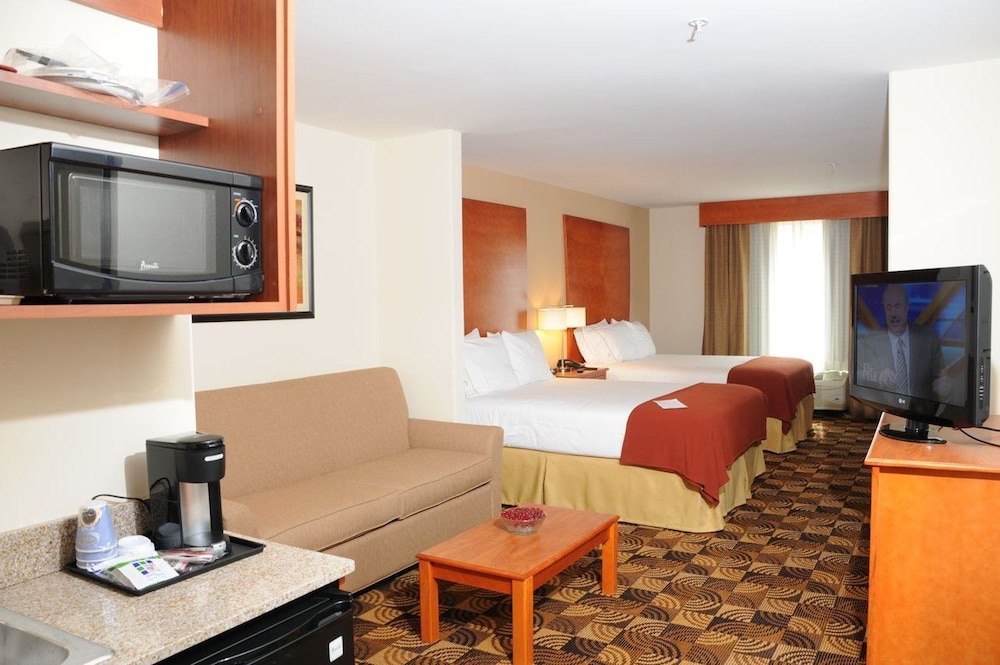 Holiday Inn Express Hotel Suites Bainbridge 18/53