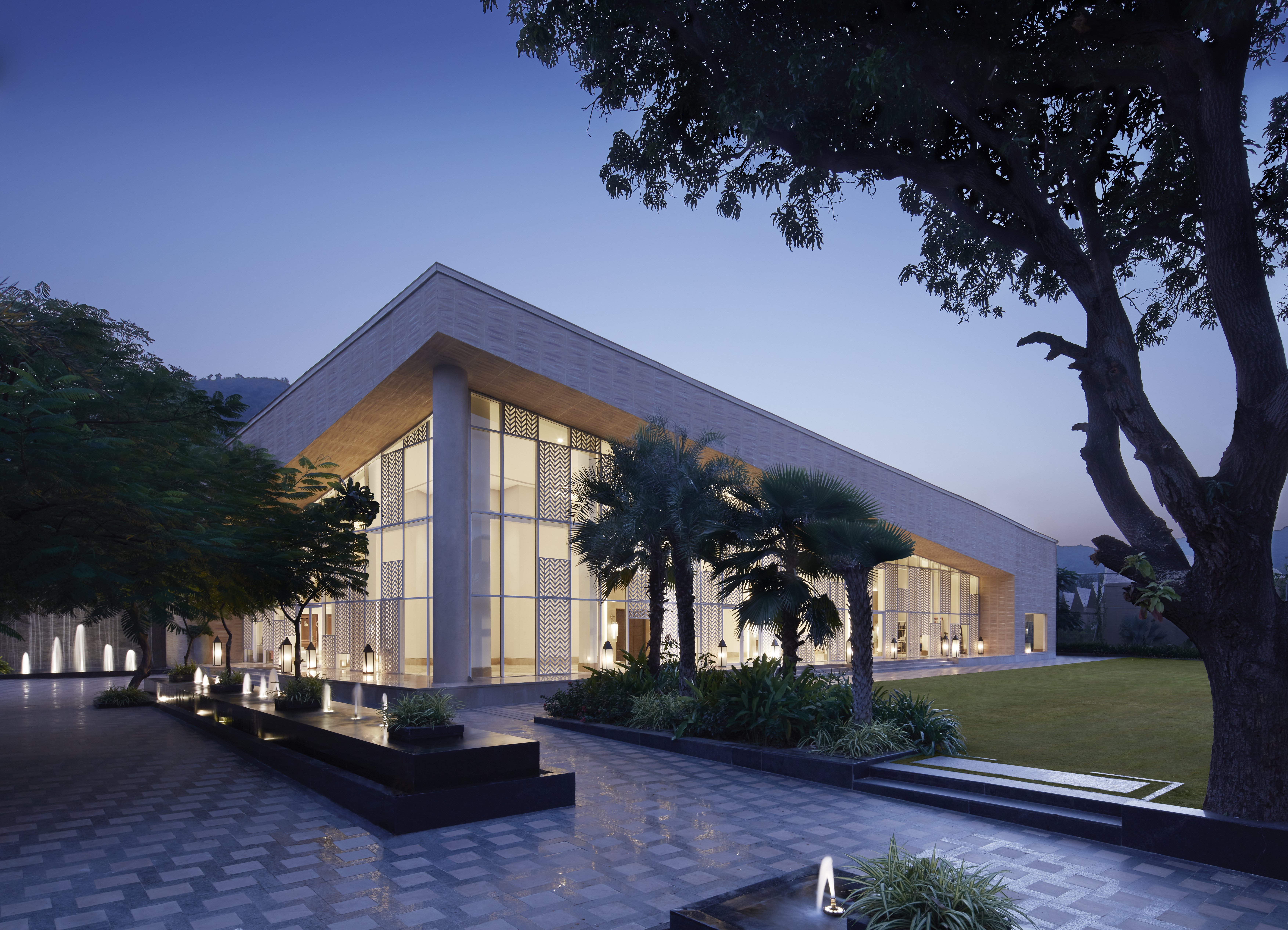 Taj Aravali Resort And Spa Udaipur 8/85