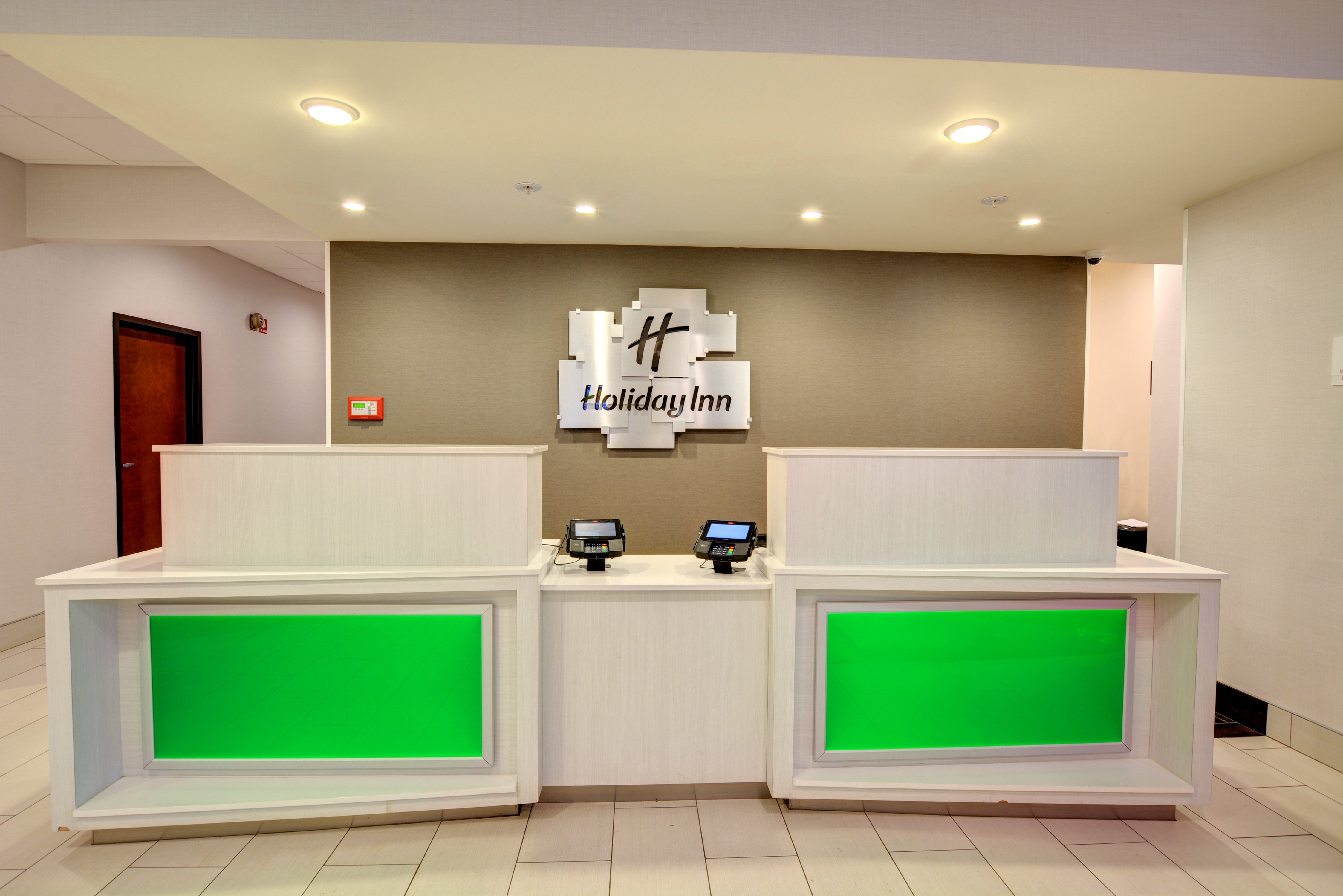 Holiday Inn Salem 1/50