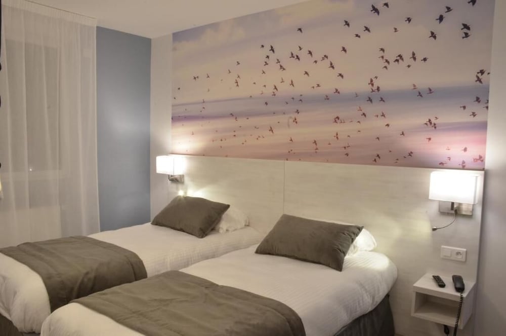 LA CHAMBRE D’AMIENS 8/59