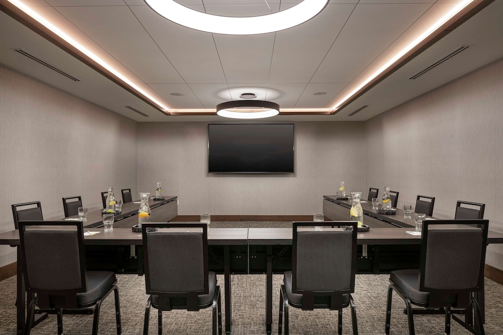 Home2 Suites By Hilton Denver Downtown Convention Center 48/51