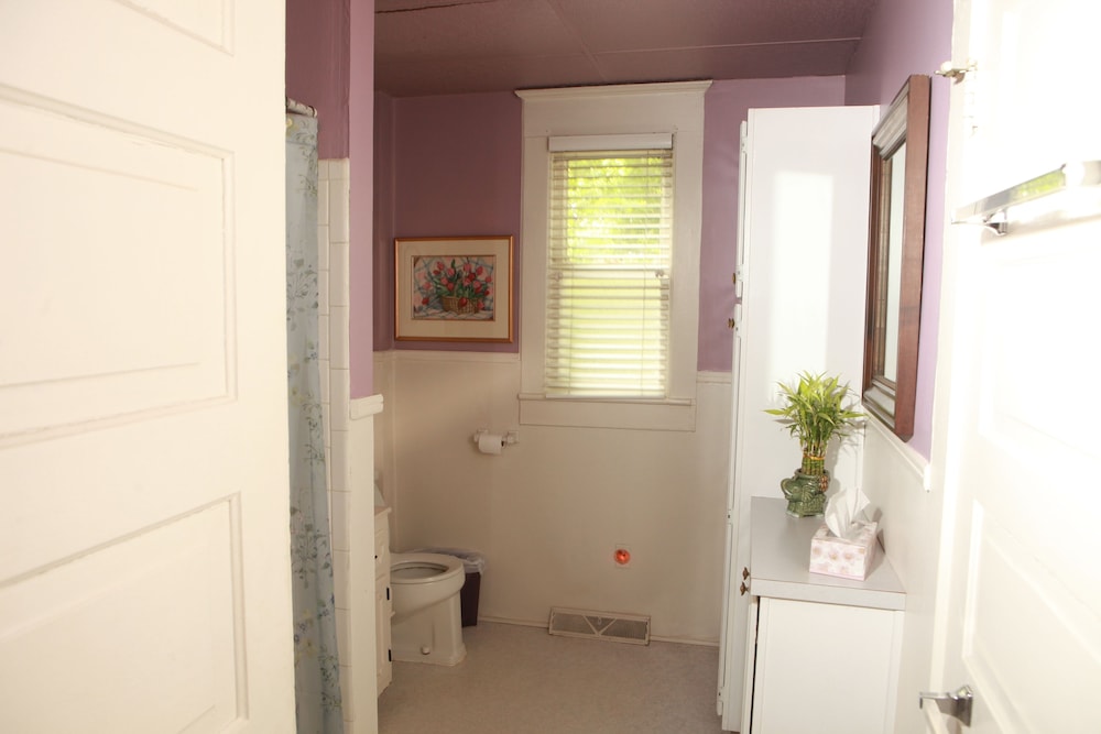 The Dailey Renewal Retreat Bed Breakfast 29/47
