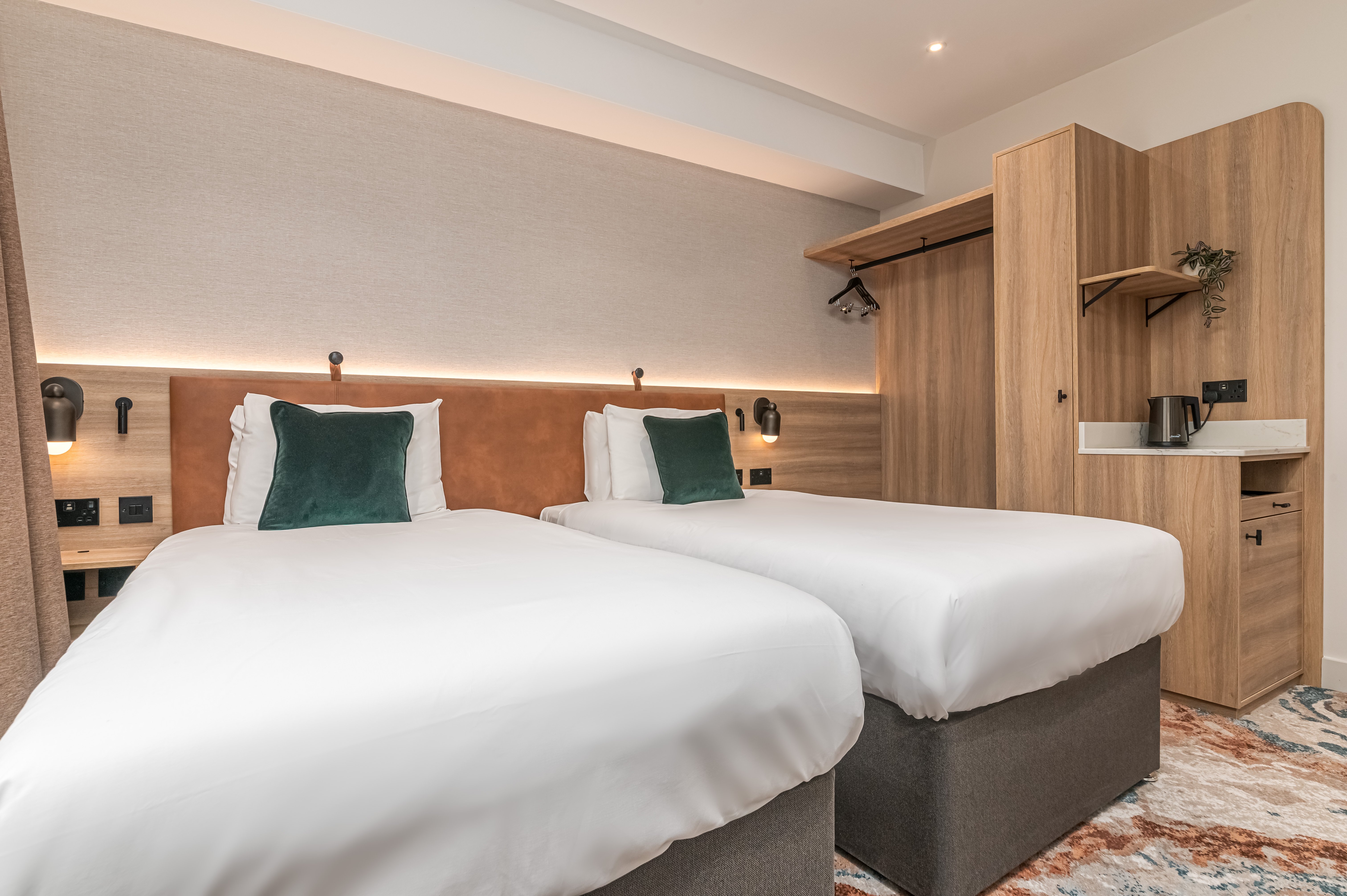 Rockingham Forest Hotel 16/50