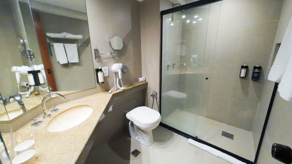 Hotel Golden Tulip Goiania Address 72/73