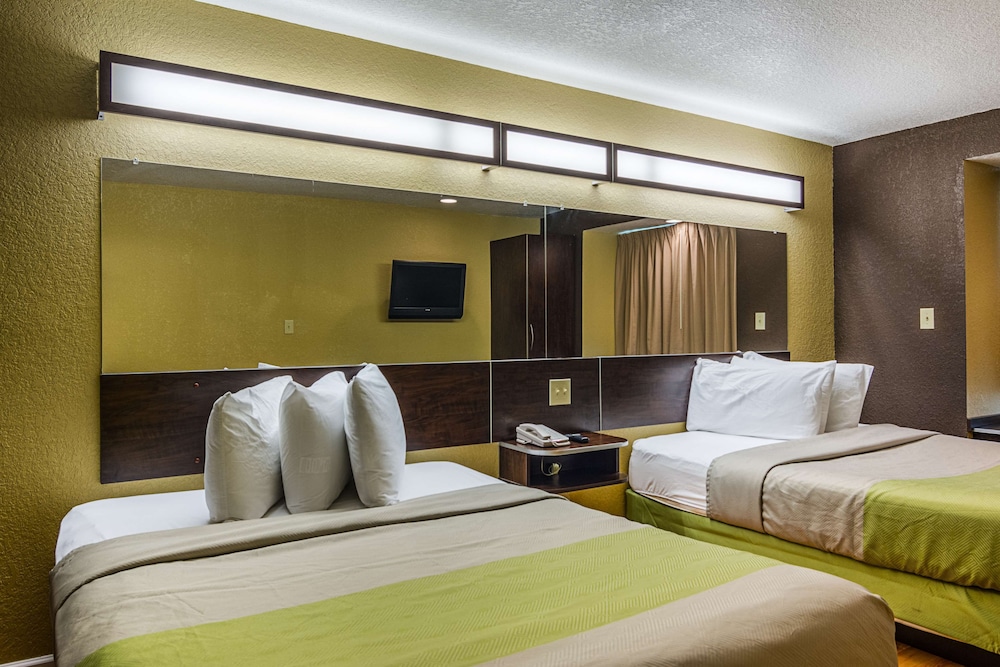 Motel6 Canton GA 16/52