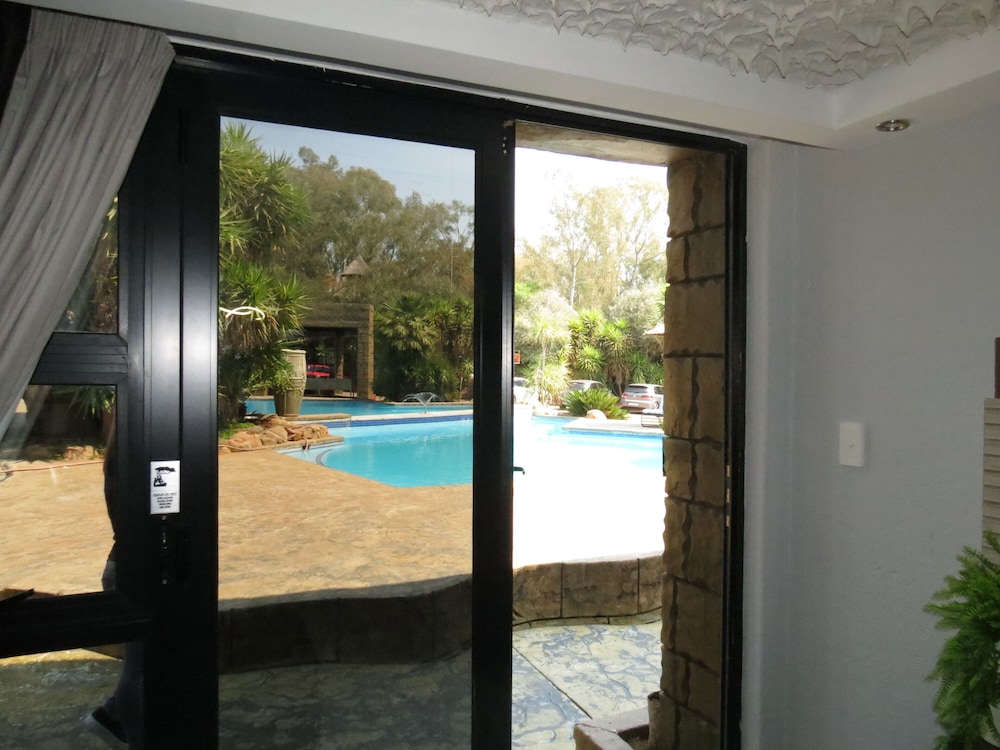 Bushmans Rock Country Lodge 21/50