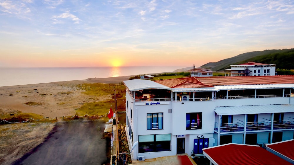 Yalikoy Deniz Otel 5/50