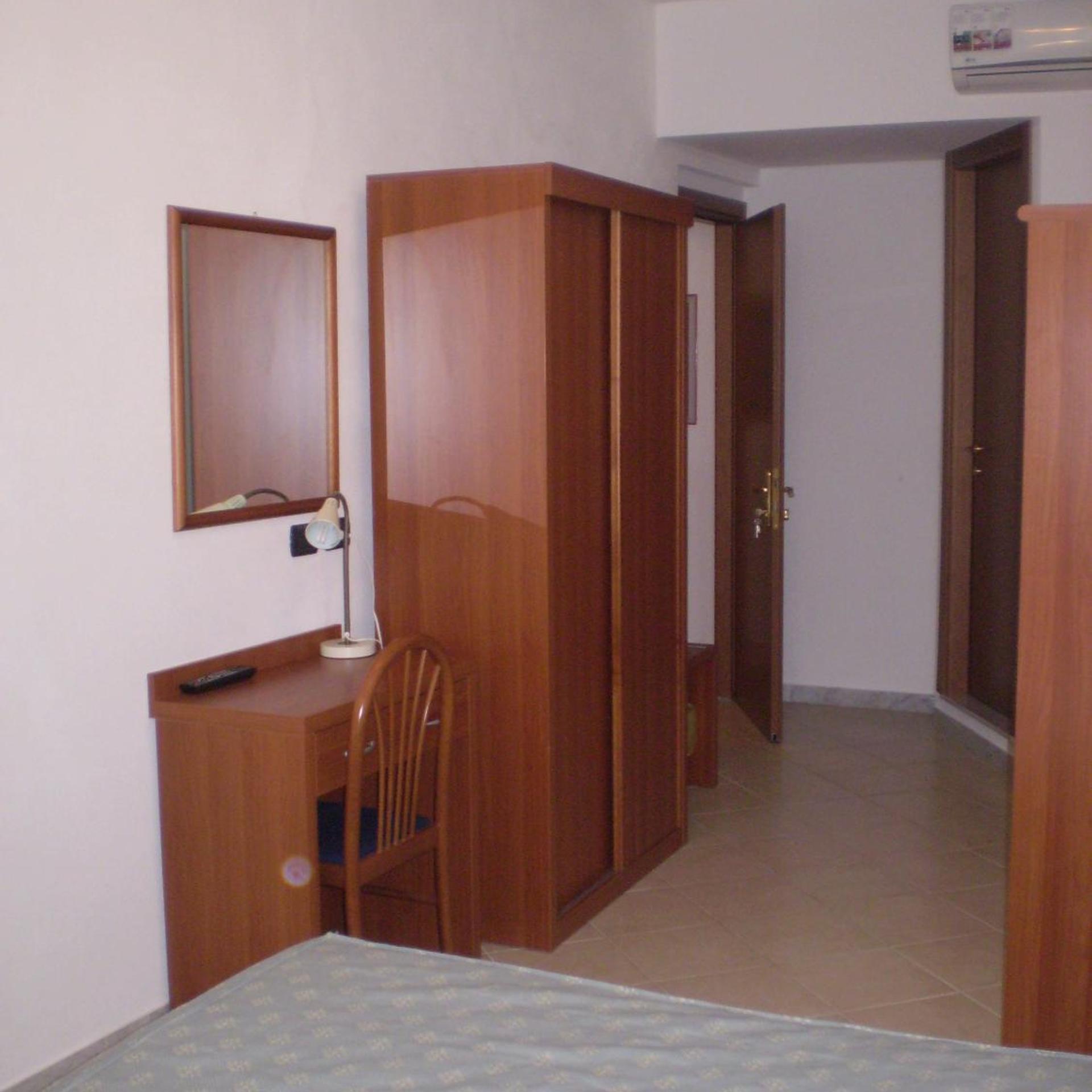 HOTEL DELLA POSTA 73/83