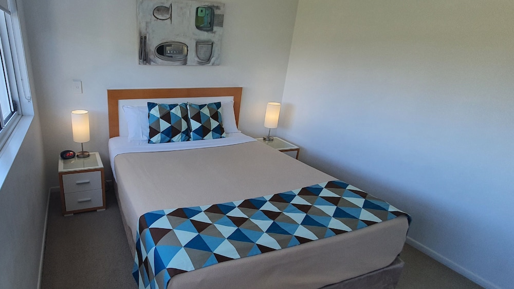 Koola Beach Apartments 25/63