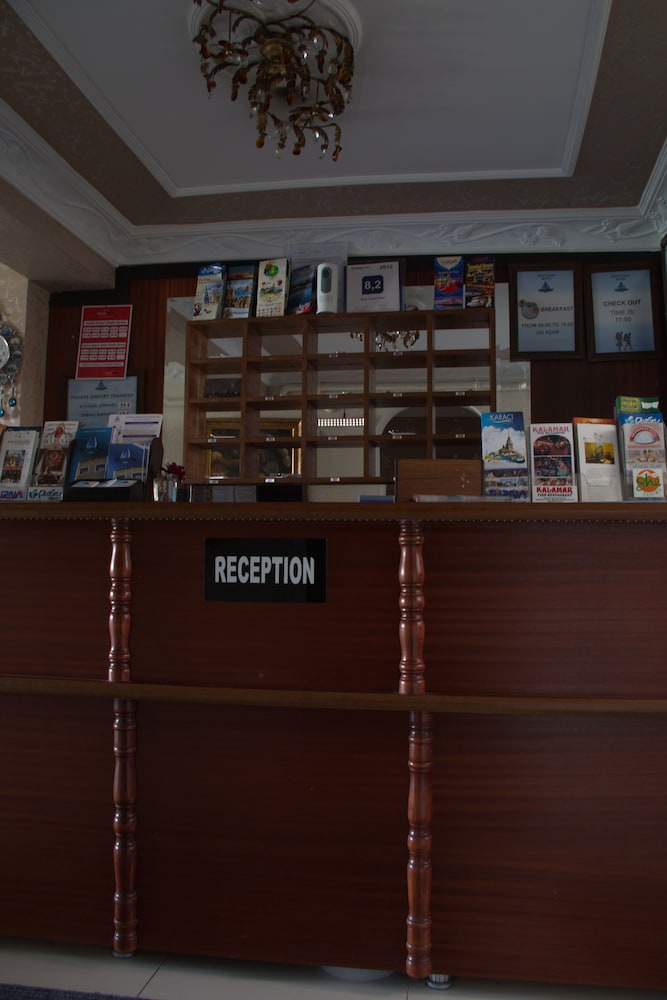 Blue Tuana Hotel 60/70