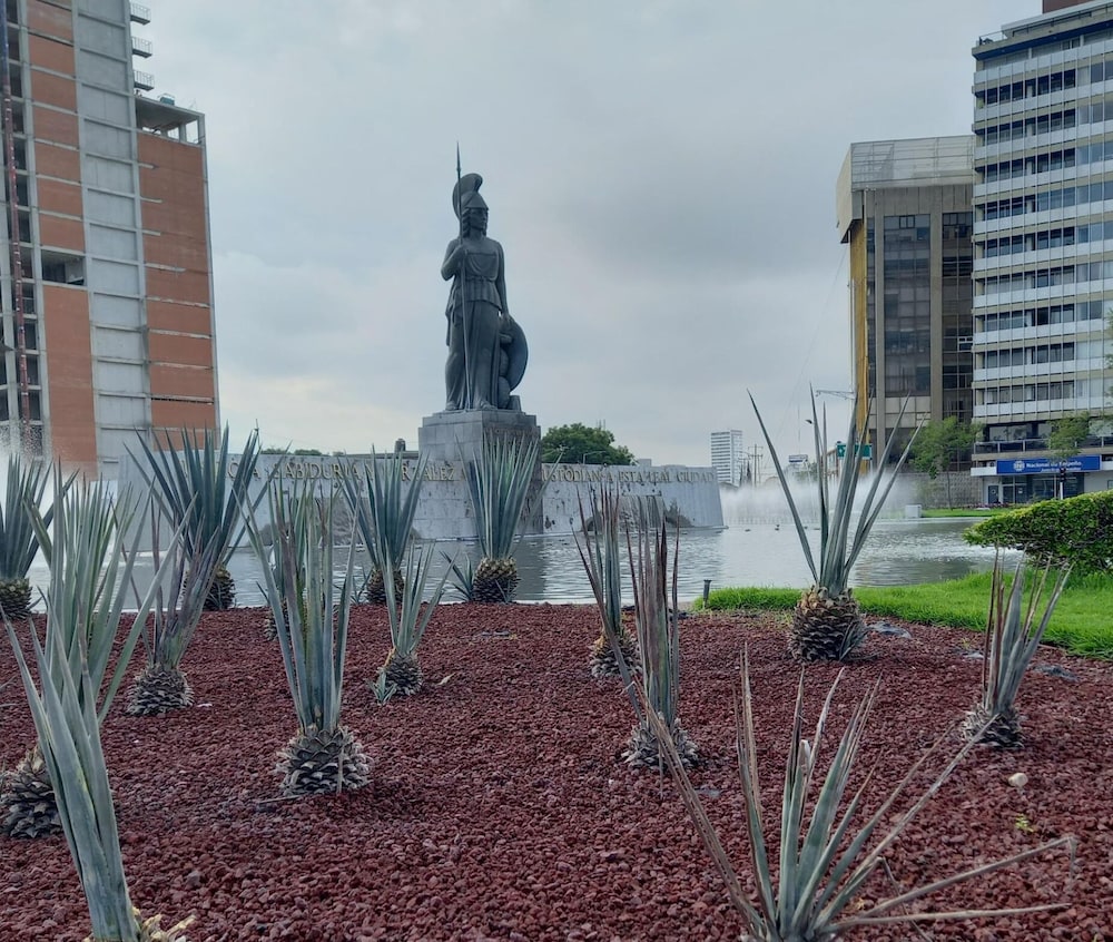 Capital O Tu Estancia Guadalajara 53/57