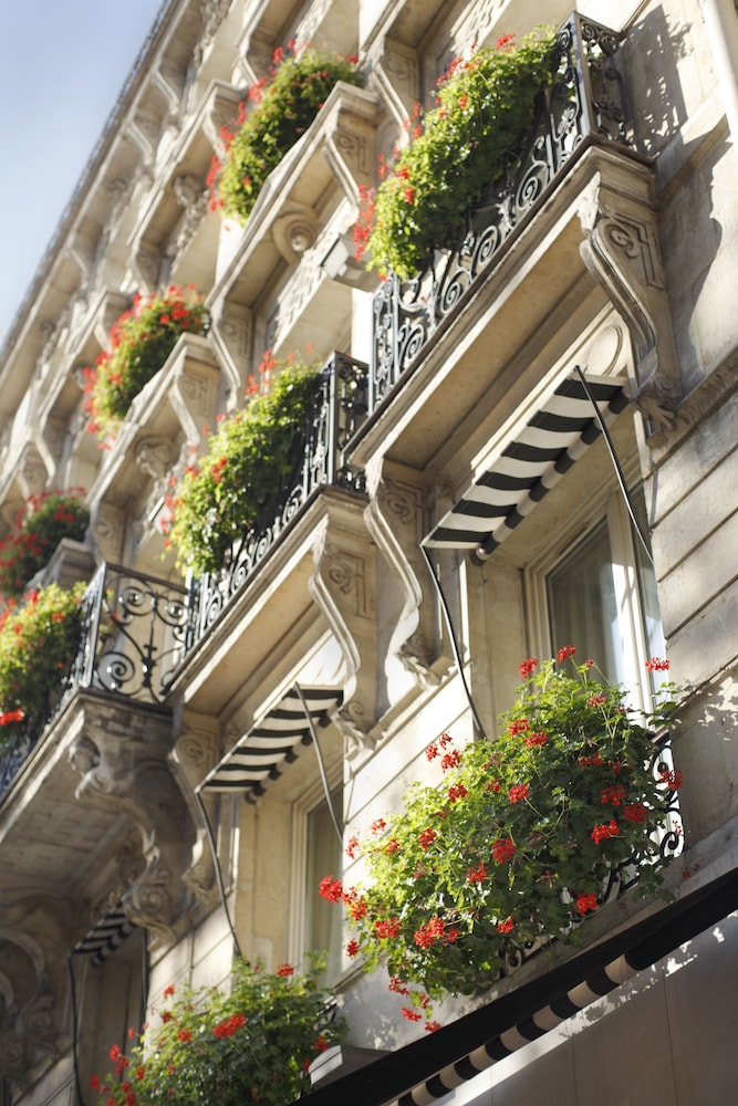 Hotel Elysee Regencia 3/50