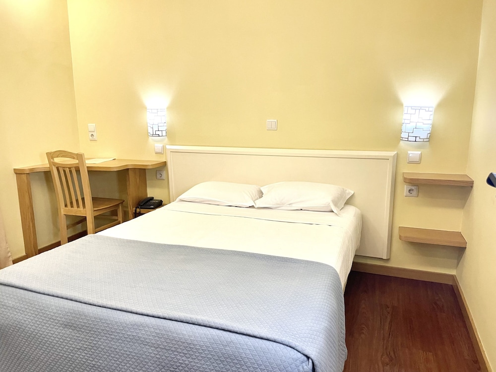 غرفة سوبيريور بسرير مزدوج أو سريرين منفصلين، Universal Hotel 6/10