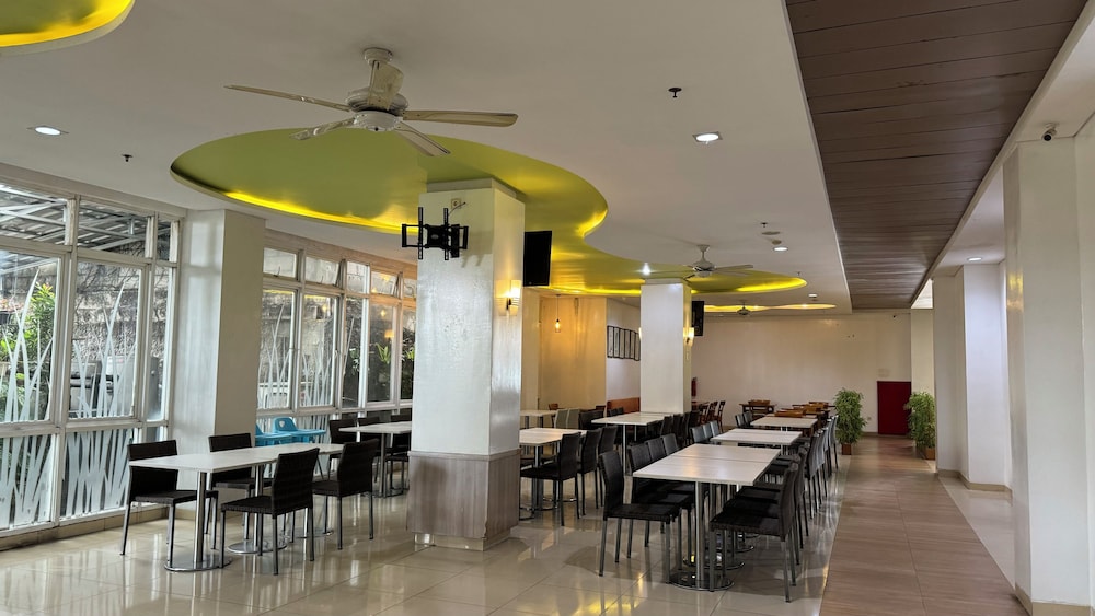 IZI Hotels 32/58