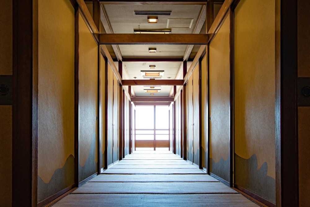 TAKEYA HOTEL 4/19