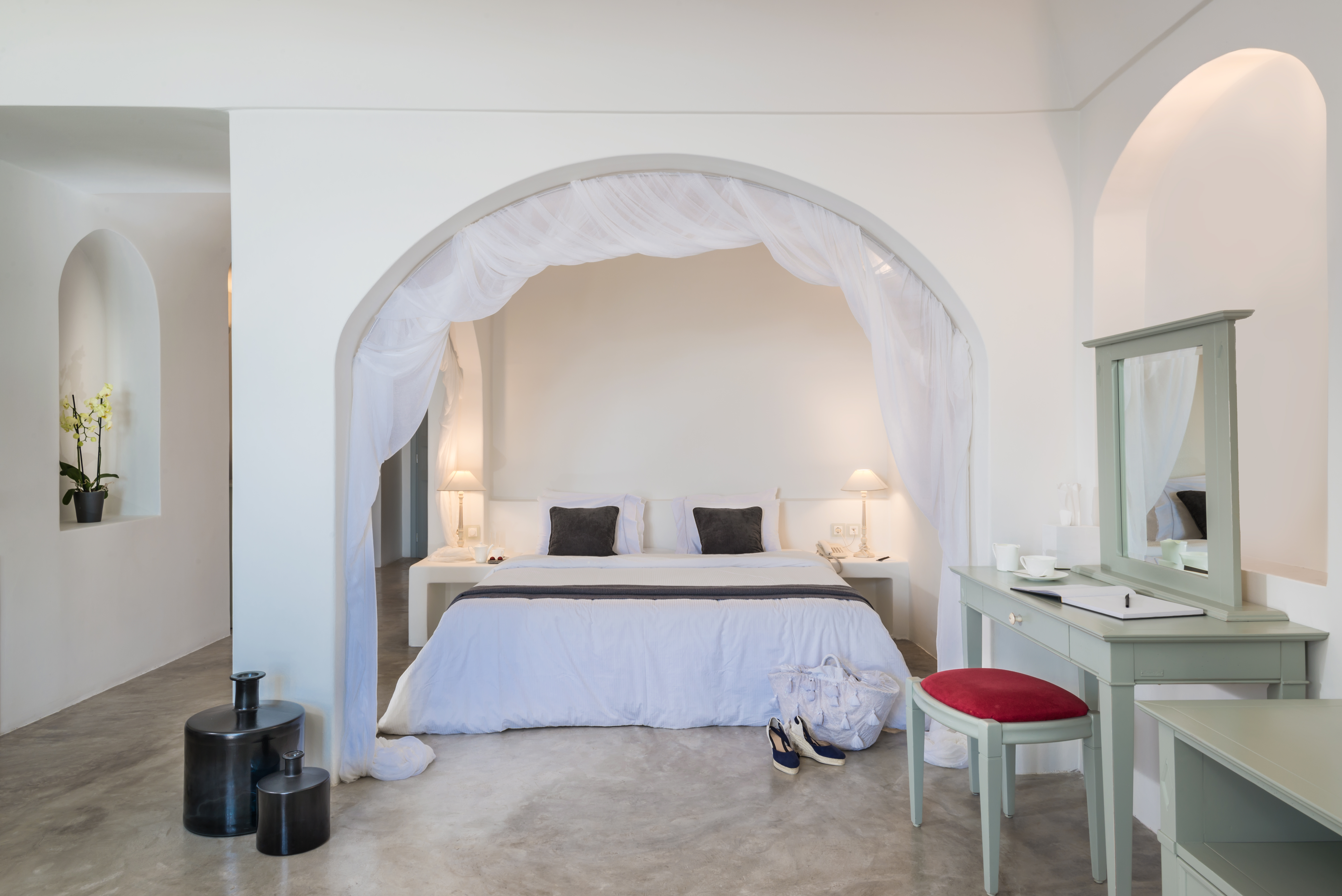 Suite, Outdoor Jetted Tub, Large، Andronis Luxury Suites 2/6