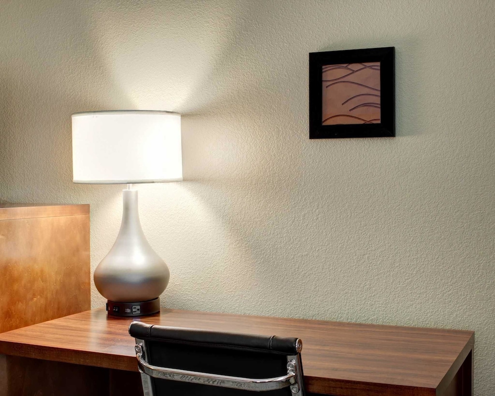 Comfort Inn & Suites Caldwell 47/54
