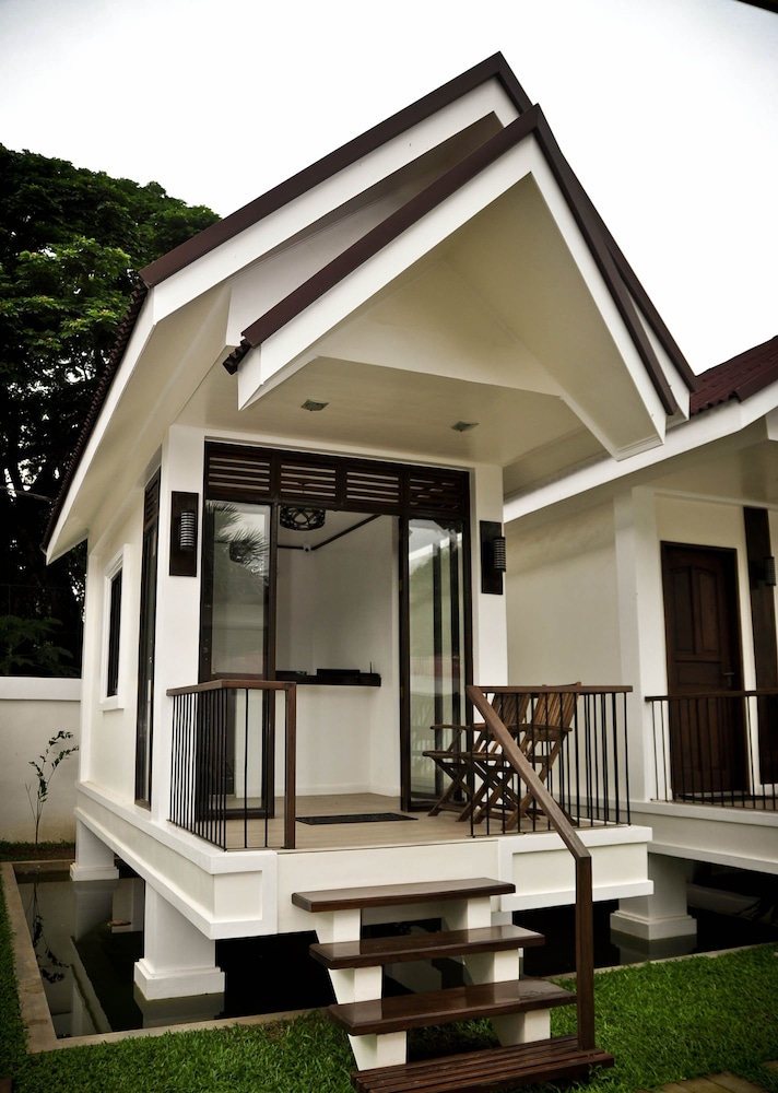 Cleon Villas Pension 4/24