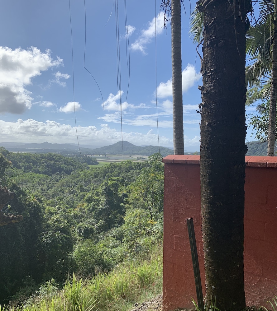Mai Tai Resort 52/58