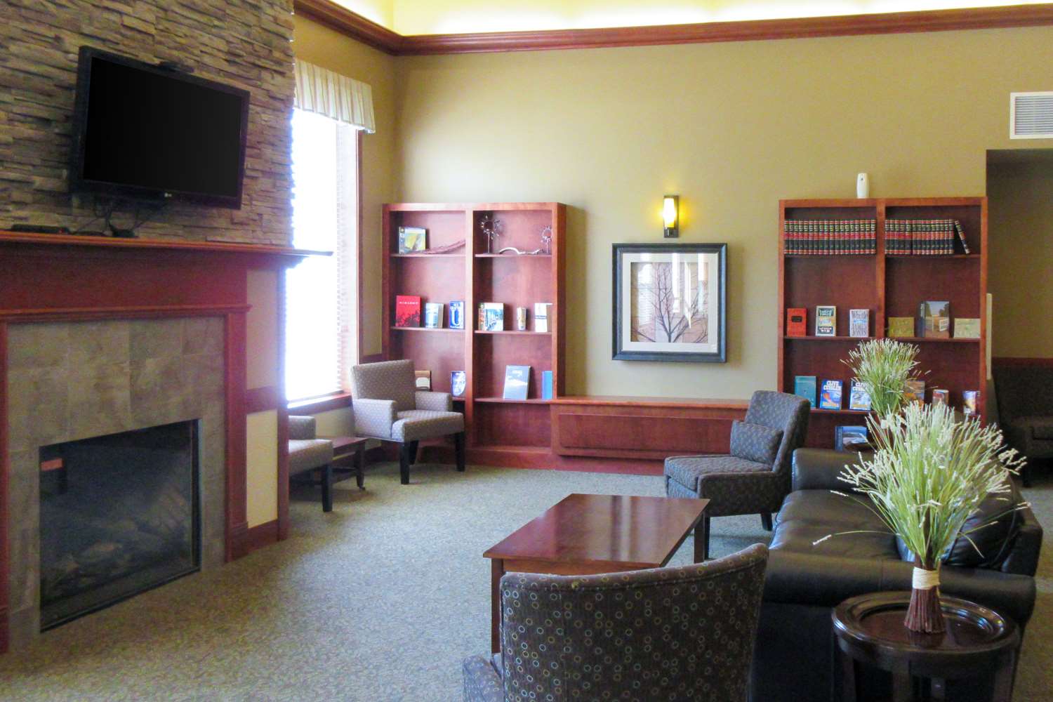 Clarion Hotel & Suites Williston 6/9
