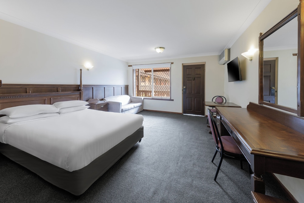 Suite, Queen Bed