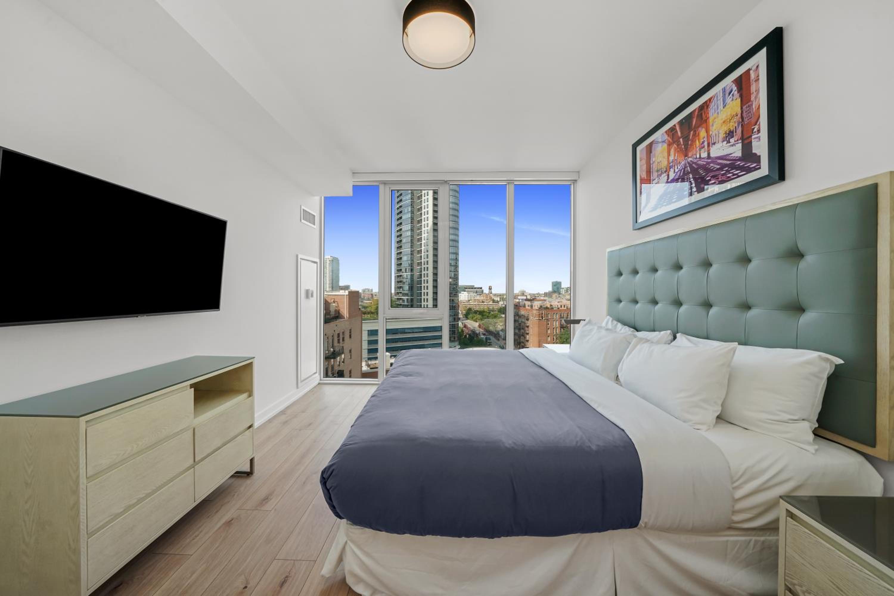 2 BEDROOMS, DELUXE, SUITE