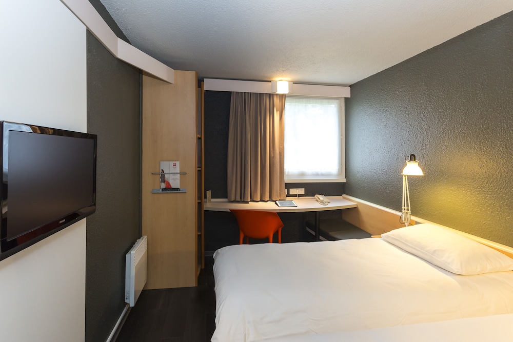 Ibis Lorient 9/50