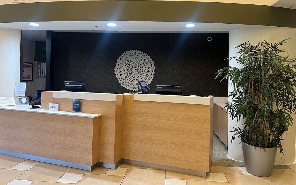 Lobby at Fairfield Inn and Suites Miami Airport South, MIAMI - FL