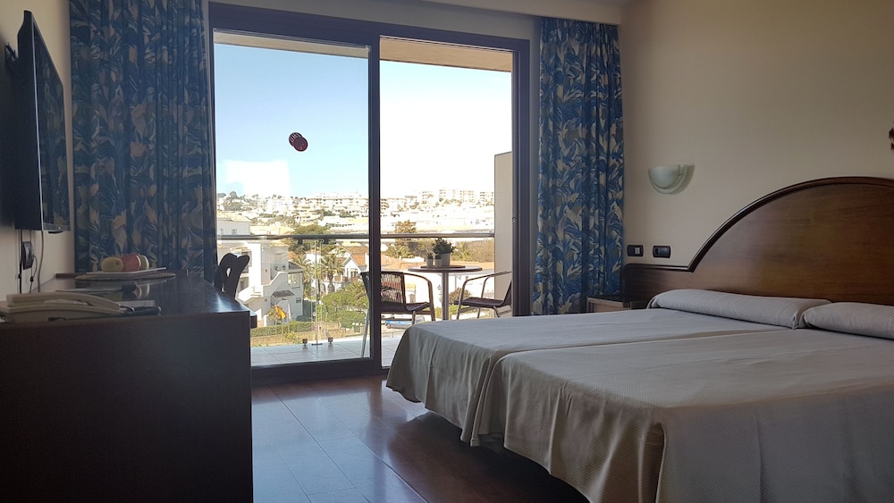 Gran Hotel Costa del Sol 27/65