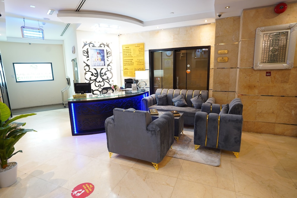 MRA Hotel 33/37