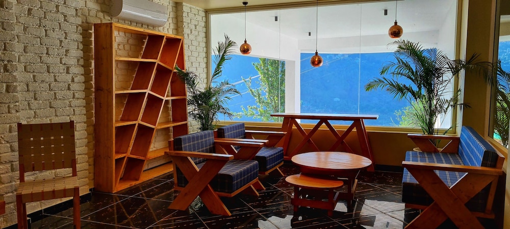 JuSTa Luxe Birding Resort and Spa Dharmshala 44/61