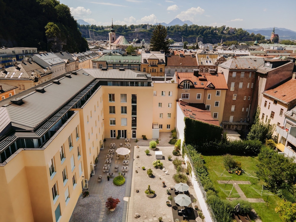 Altstadt Hotel Hofwirt Salzburg 6/89