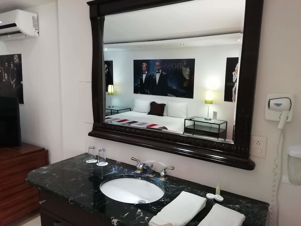 Spazio Boutique Hotel 45/50
