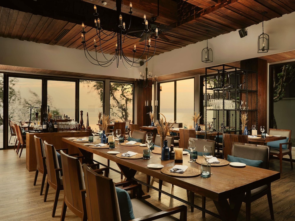 Pullman Phuket Arcadia Naithon Beach 58/75