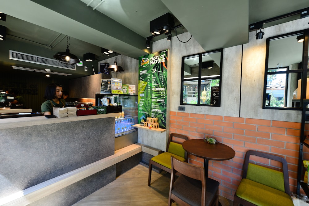 Sova Hotel Bangkok 4/61