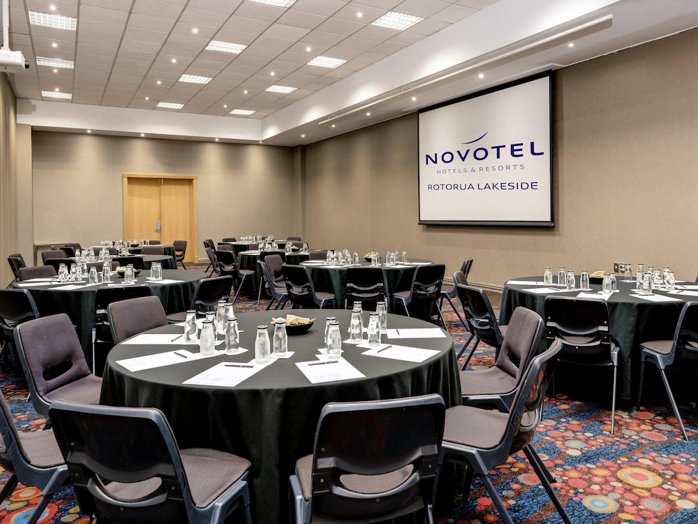 Novotel Rotorua Lakeside 63/71